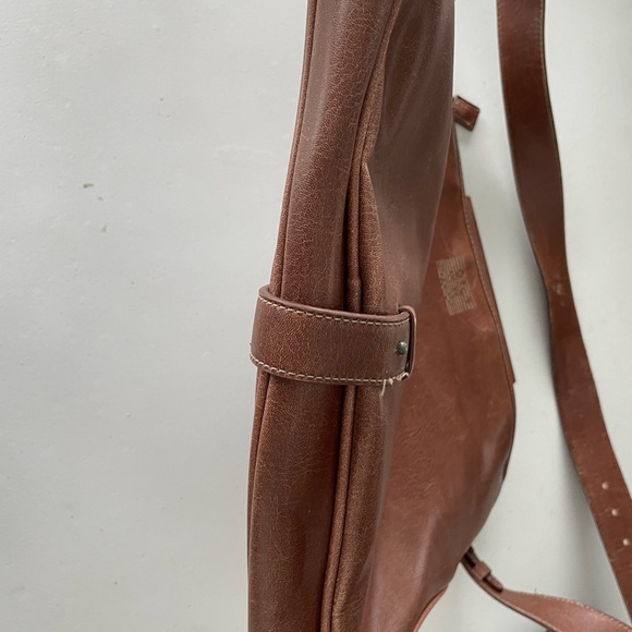 Matt & Nat crossbody. - Picture 3 of 4